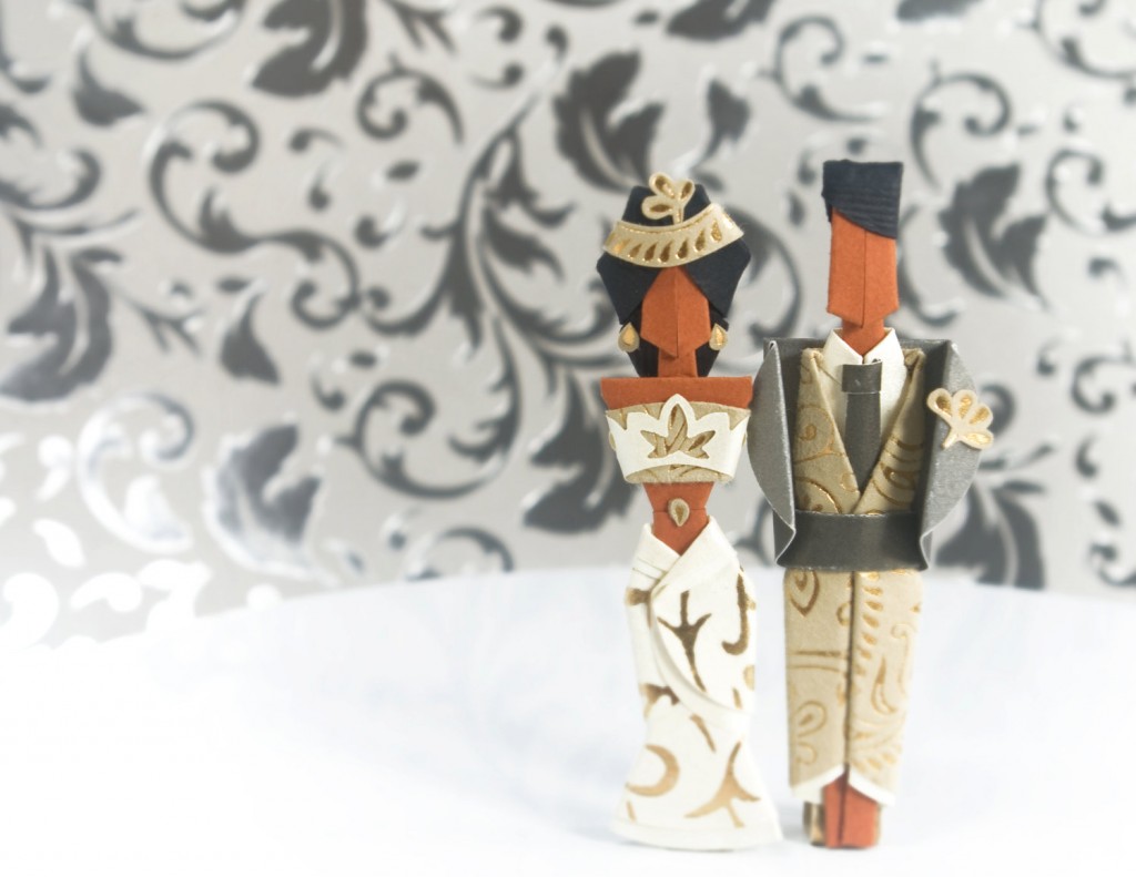 Lulus Little Shop Cake Topper